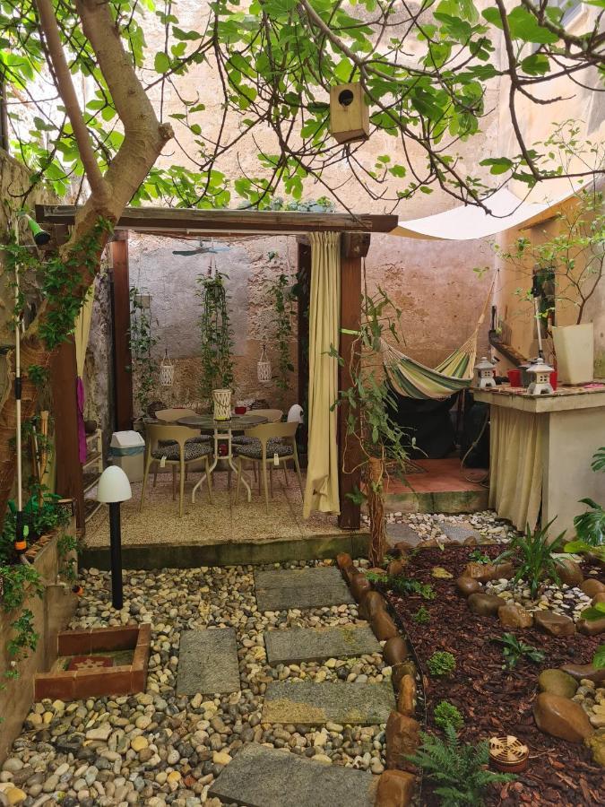 Appartement Ai Due Cortili à Trapani Extérieur photo